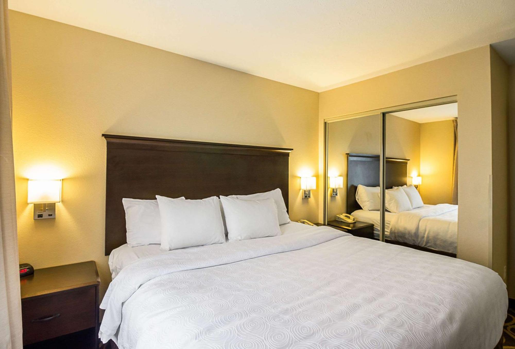Mainstay Suites Fargo - I-94 Medical Center Εξωτερικό φωτογραφία
